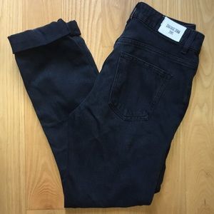 *SOLD* Zara High-Waisted Black Jeans